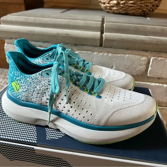 Rabbit Running Rabbit Dream Chaser 2.0 Running Shoes Men’s Size 10 main image 4
